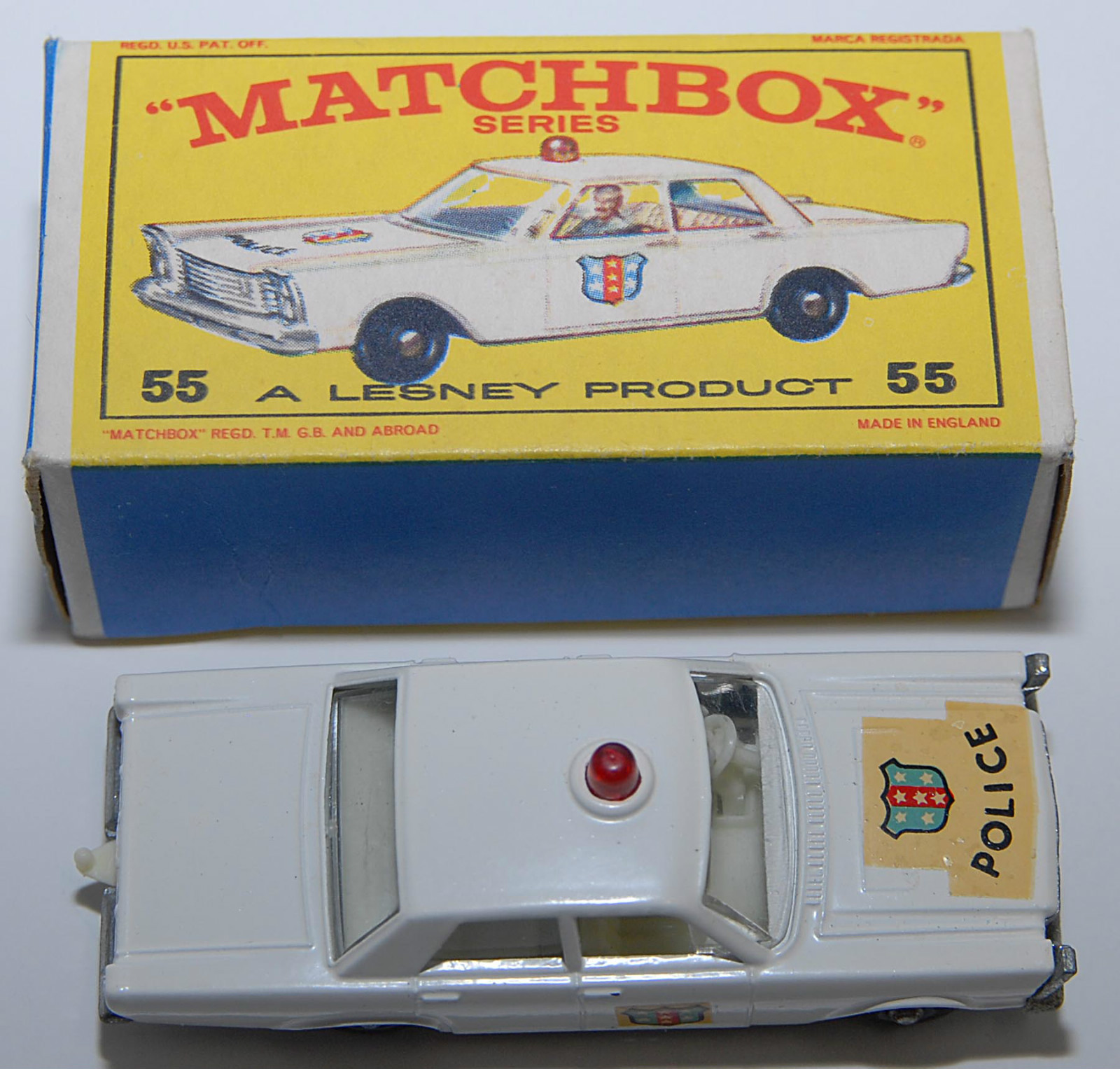 Matchbox-Vintage-55C-Ford-Galaxie-Police-Car-White-03